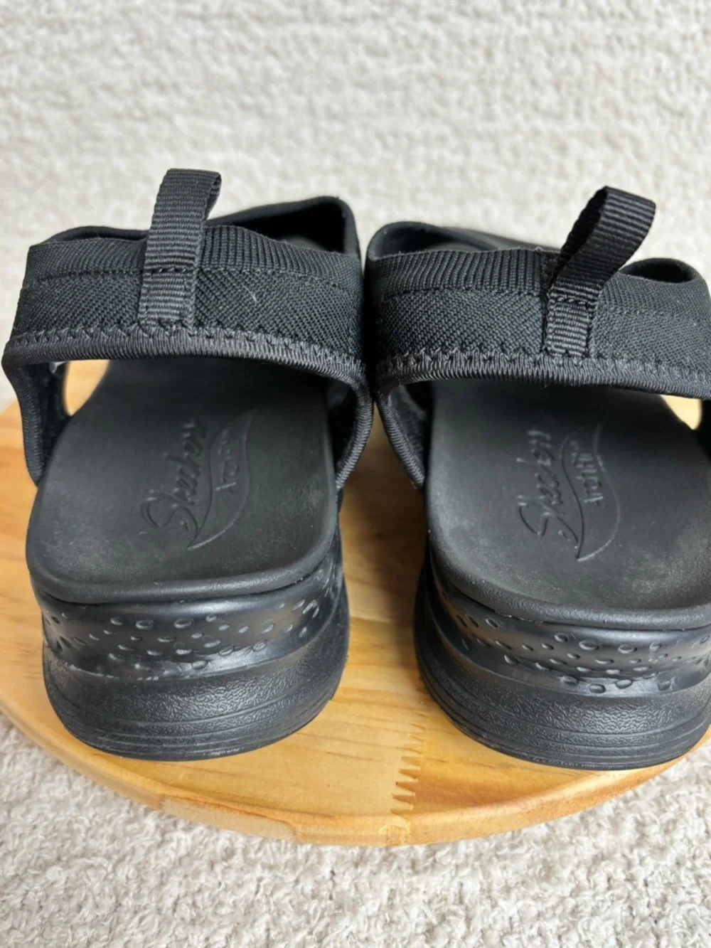 Skechers Sandals Womens 10 Black Arch Fit City Catch Open Toe